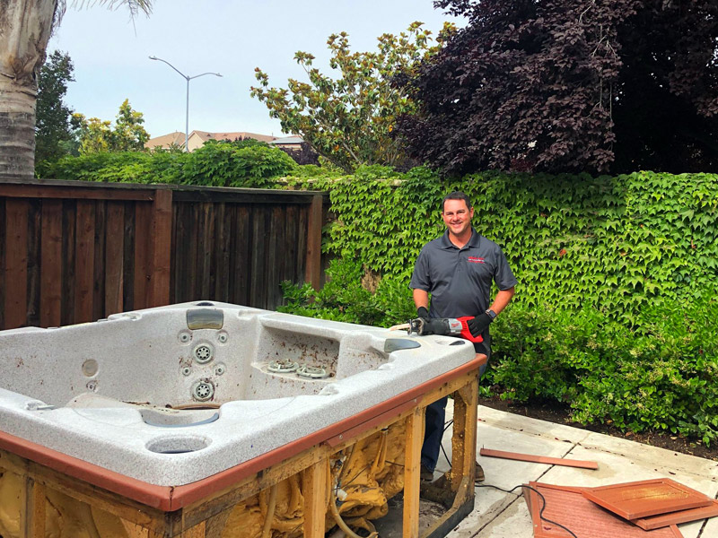hot-tub-removal-Brentwood-ca
